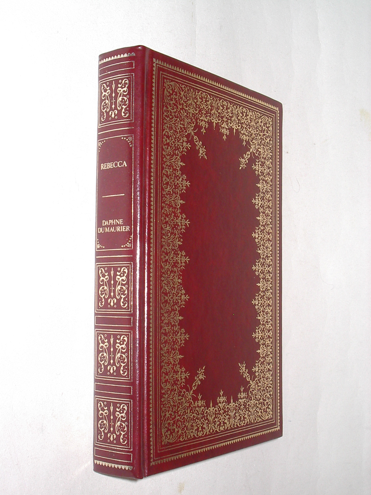 Rebecca Daphne Du Maurier Guild Publishing 1978