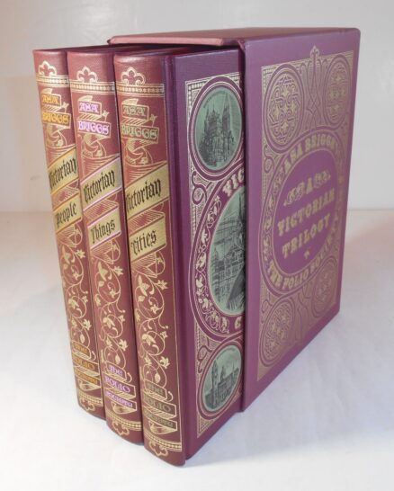 A Victorian Trilogy Asa Briggs Three Volumes Folio Society 1996 - Image 2